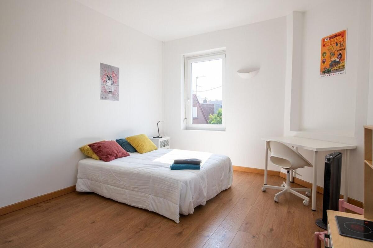 Maison Cosy 4 Chambres, Terrasse, Garage Prive Croix Kültér fotó